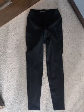 REI Black Performance bike leggings